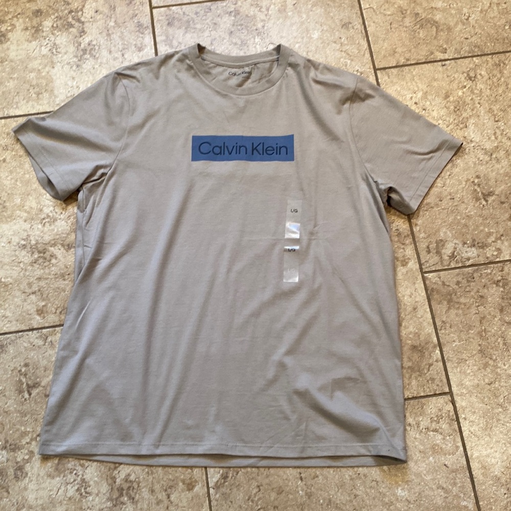 "Calvin Klein" - men's t-shirt